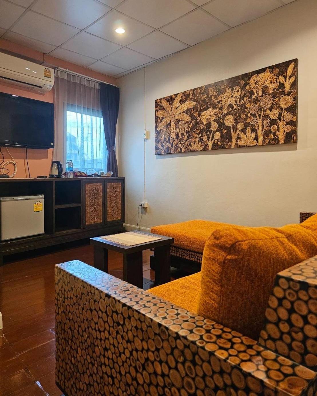 Baan Glang Soi Restaurant & Guesthouse Bangkok Chambre photo